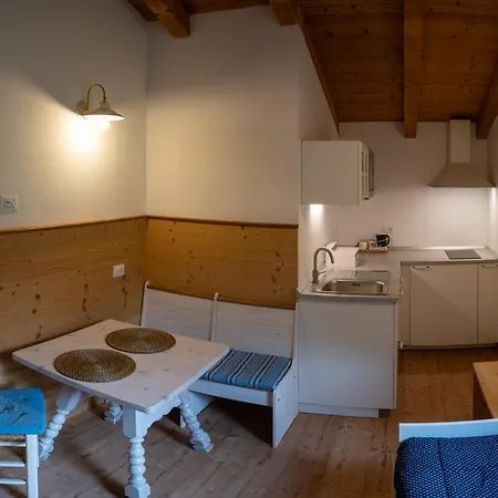 Maso Scricciolo Farm House Vezzano  Exterior photo