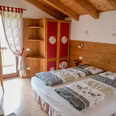 Maso Scricciolo Farm House Vezzano  Exterior photo